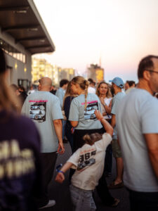 SUNDOWNER SIX
